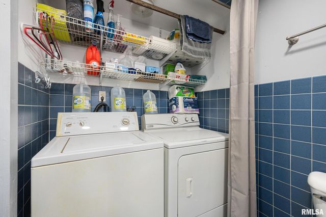 245 E LAKELAND Road, Morton, IL 61550