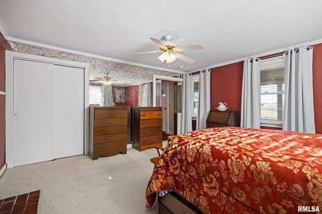 245 E LAKELAND Road, Morton, IL 61550