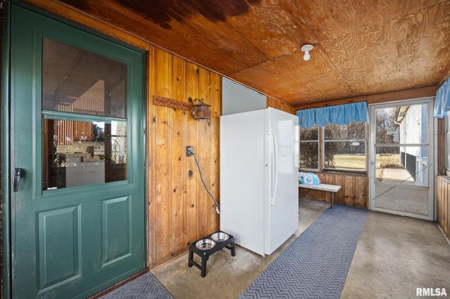 245 E LAKELAND Road, Morton, IL 61550