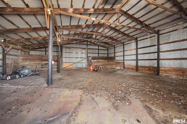 245 E LAKELAND Road, Morton, IL 61550