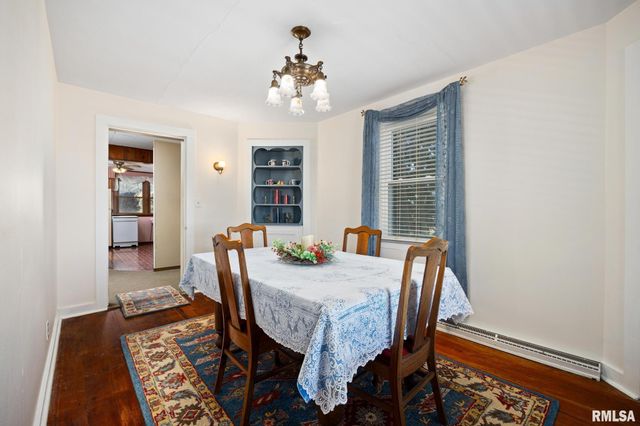 245 E LAKELAND Road, Morton, IL 61550