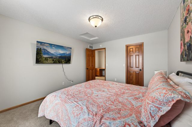 10025 Toledo Drive N, Brooklyn Park, MN 55443