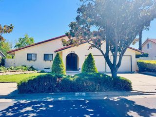 1581 Alta Vista Drive, Hollister, CA 95023