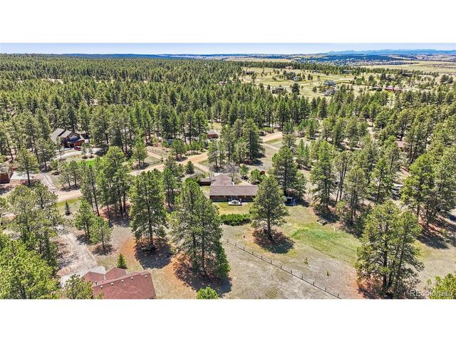 35733 Whispering Pne, Elizabeth, CO 80107