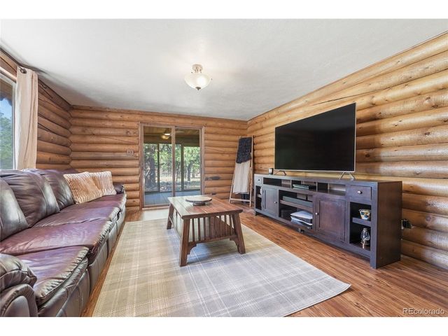 35733 Whispering Pne, Elizabeth, CO 80107