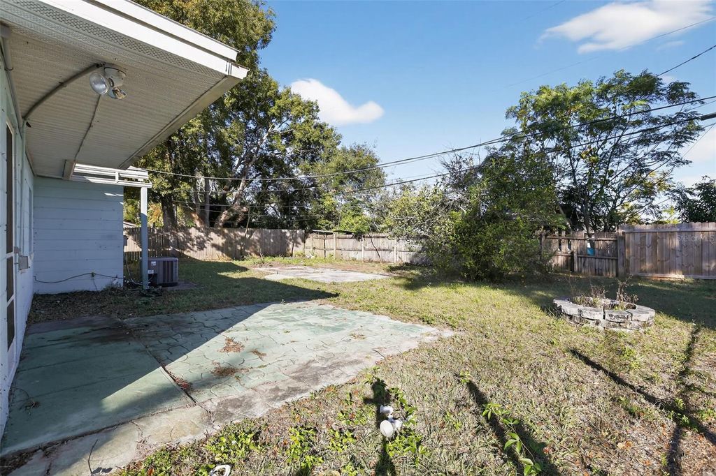 Image 24 of property listing at 724 OAKLANDO DRIVE, Altamonte Springs, FL 32714