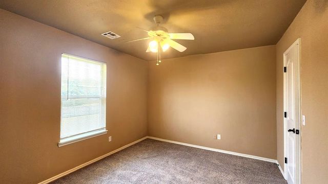 13705 Oxford Drive, Edmond, OK 73013