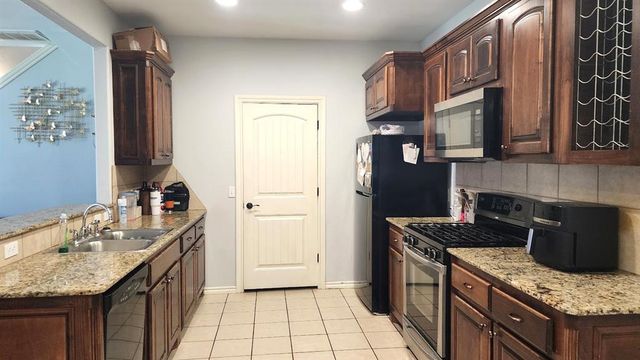 13705 Oxford Drive, Edmond, OK 73013