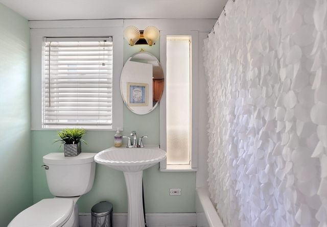 20 Hillside Rd, Hull, MA 02045