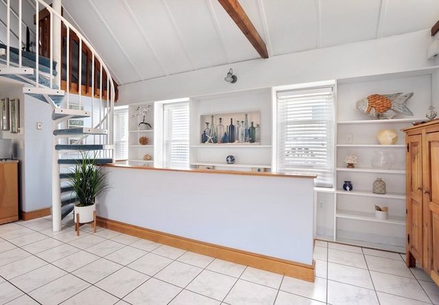 20 Hillside Rd, Hull, MA 02045