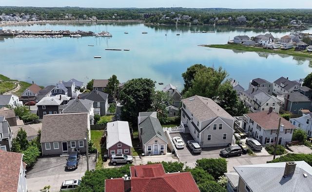 20 Hillside Rd, Hull, MA 02045