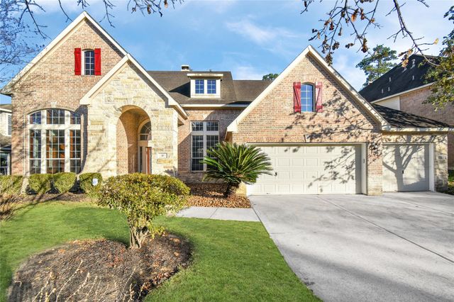 10 E Artist Grove Circle, The Woodlands, TX 77382