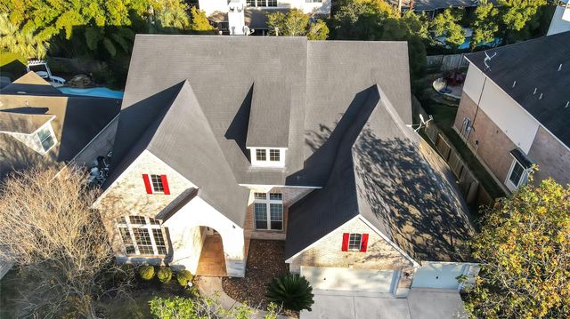 10 E Artist Grove Circle, The Woodlands, TX 77382