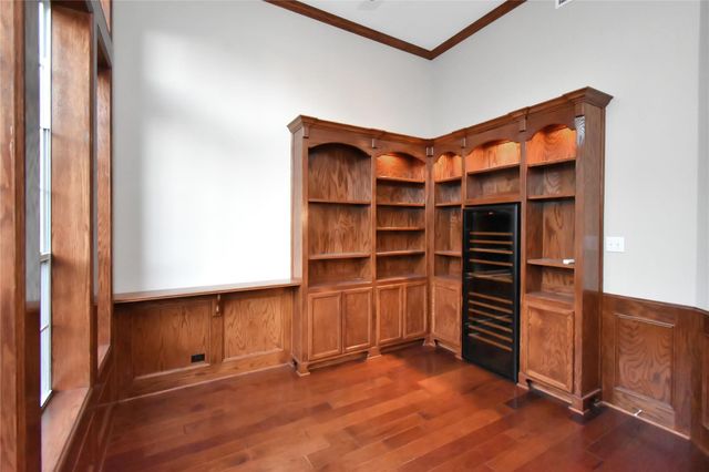 10 E Artist Grove Circle, The Woodlands, TX 77382