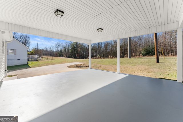 137 Sherrell Drive, Cleveland, GA 30528