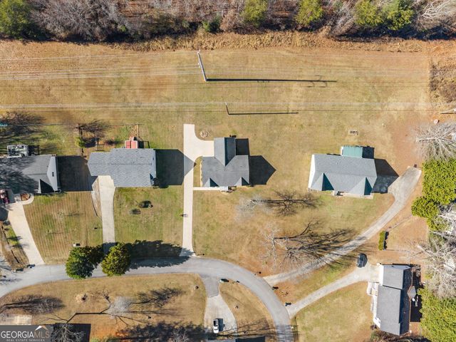 137 Sherrell Drive, Cleveland, GA 30528