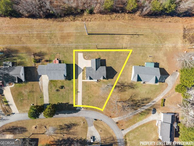 137 Sherrell Drive, Cleveland, GA 30528