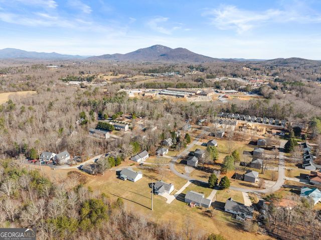 137 Sherrell Drive, Cleveland, GA 30528