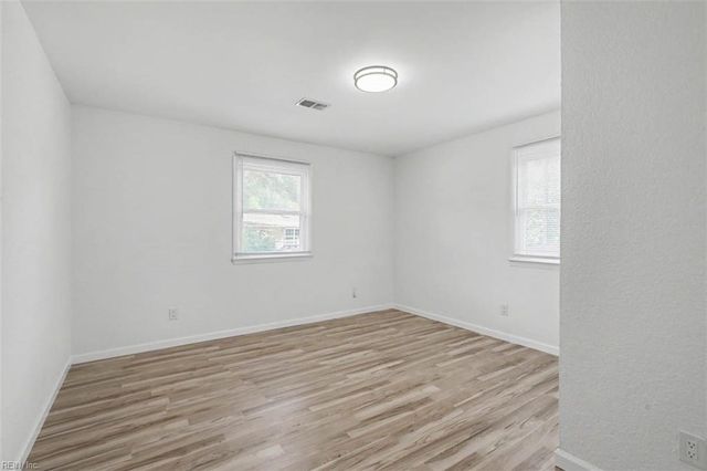 815 Pine Harbor DR, Norfolk, VA 23502