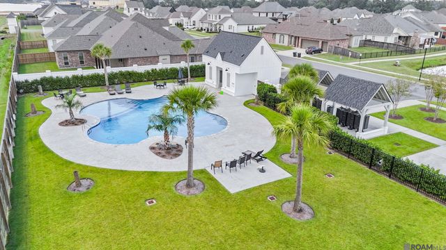 38185 Meadow Rue Dr, Prairieville, LA 70769