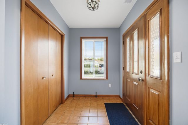 2037 W Park Drive, Algonac, MI 48001