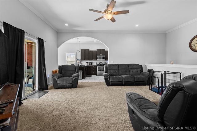 5609 Buckthorne Drive, Jeffersonville, IN 47130