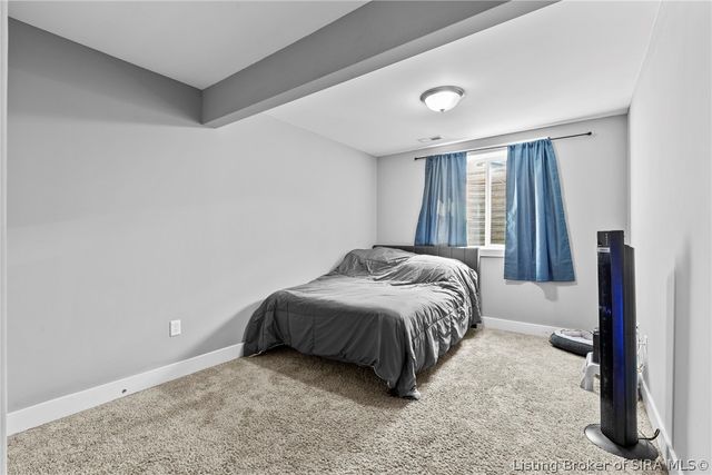 5609 Buckthorne Drive, Jeffersonville, IN 47130