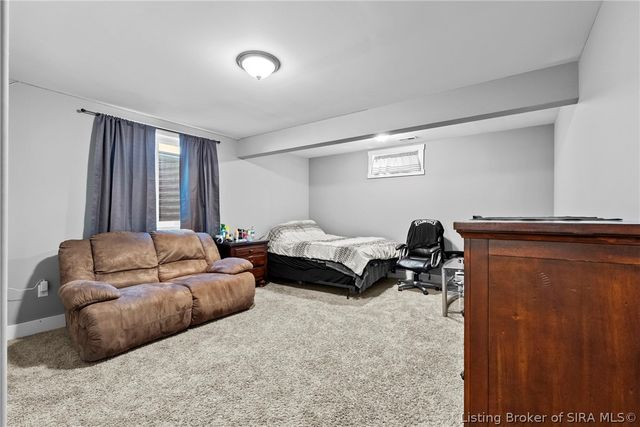 5609 Buckthorne Drive, Jeffersonville, IN 47130