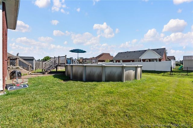 5609 Buckthorne Drive, Jeffersonville, IN 47130