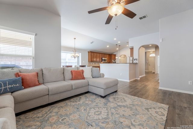 8923 Black Forest, Helotes, TX 78023