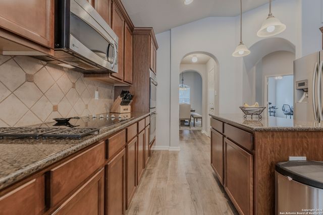 8923 Black Forest, Helotes, TX 78023