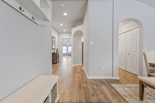 8923 Black Forest, Helotes, TX 78023