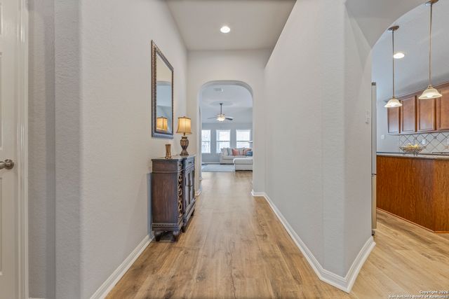 8923 Black Forest, Helotes, TX 78023