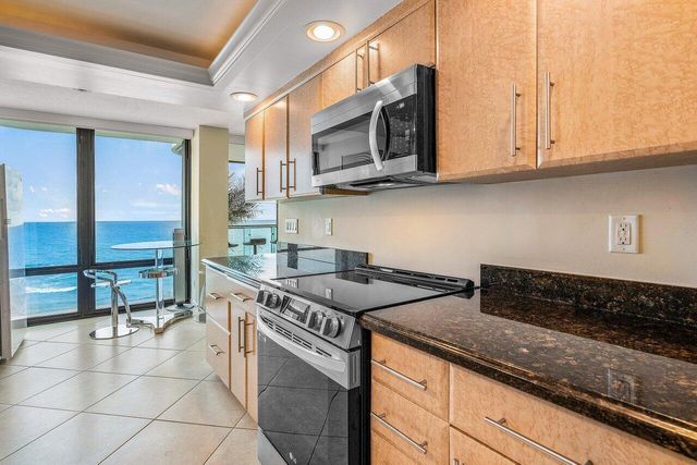 250 S Ocean Boulevard 10c, Boca Raton, FL 33432