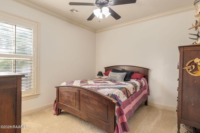 201 Dustin Circle, Broussard, LA 70518