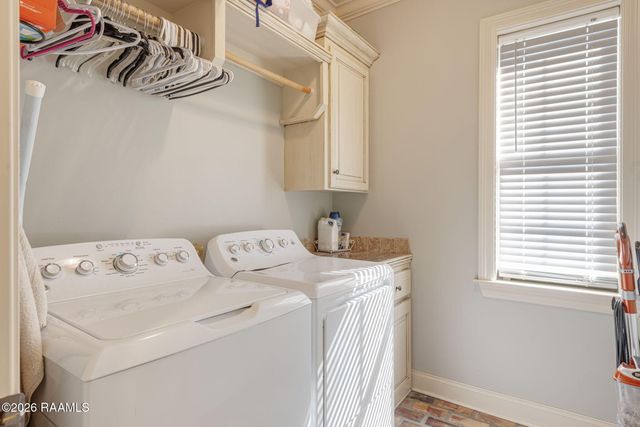 201 Dustin Circle, Broussard, LA 70518