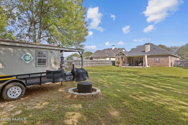 201 Dustin Circle, Broussard, LA 70518