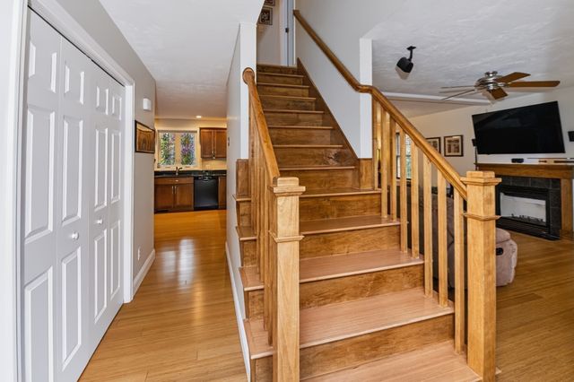 54 Lower Gore Road, Webster, MA 01570