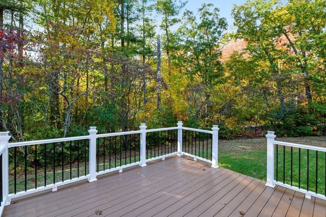 54 Lower Gore Road, Webster, MA 01570