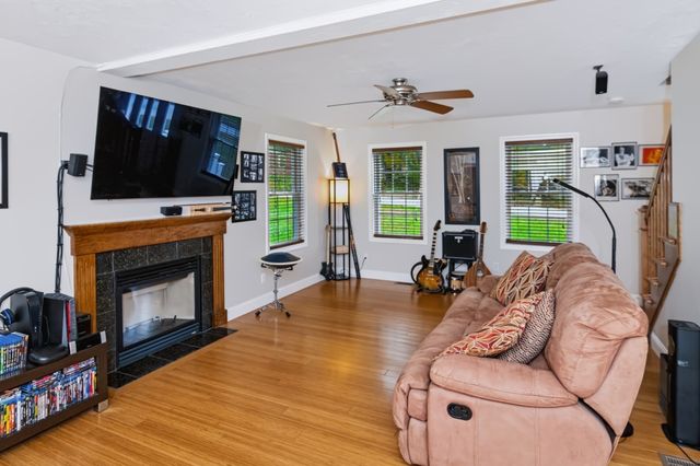 54 Lower Gore Road, Webster, MA 01570