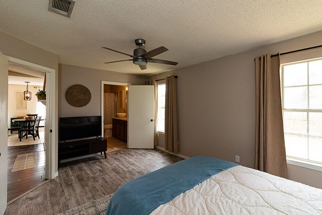 46 Stowe Road, Mary Esther, FL 32569