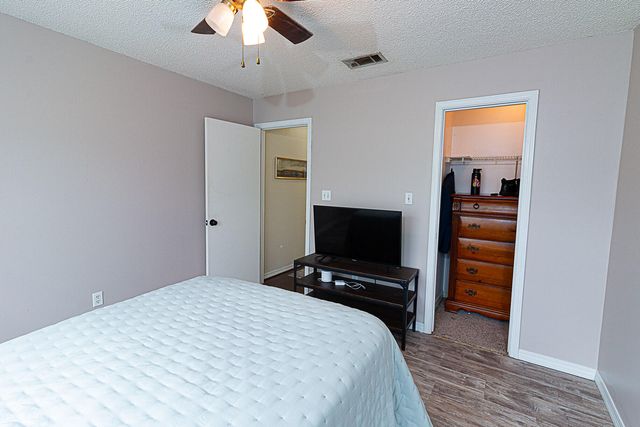 46 Stowe Road, Mary Esther, FL 32569