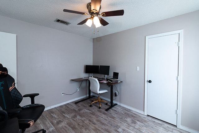 46 Stowe Road, Mary Esther, FL 32569