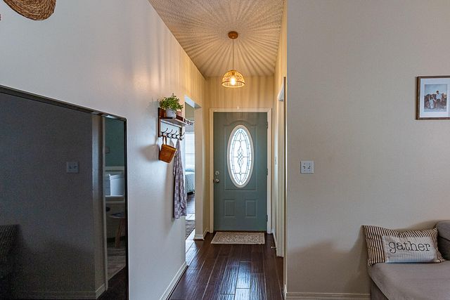 46 Stowe Road, Mary Esther, FL 32569