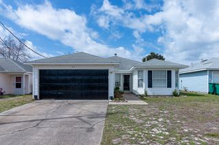 46 Stowe Road, Mary Esther, FL 32569
