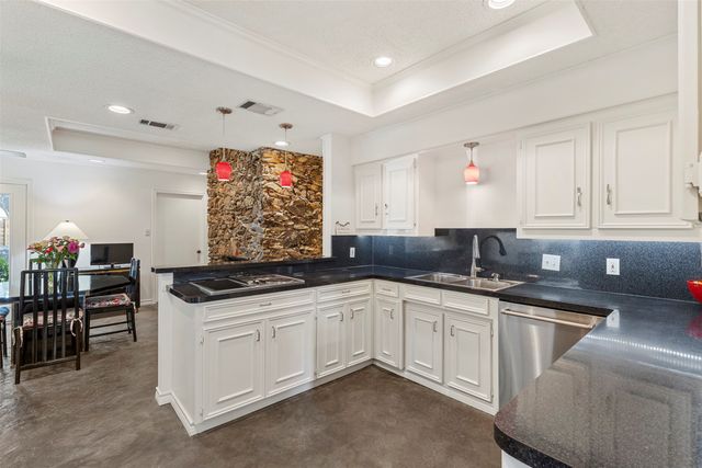 6432 Barkwood Lane, Dallas, TX 75248