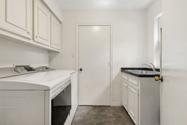 6432 Barkwood Lane, Dallas, TX 75248