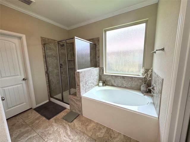 718 S Chamfer Way, Crosby, TX 77532
