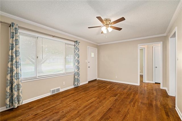 11102 W 69TH Terrace, Shawnee, KS 66203