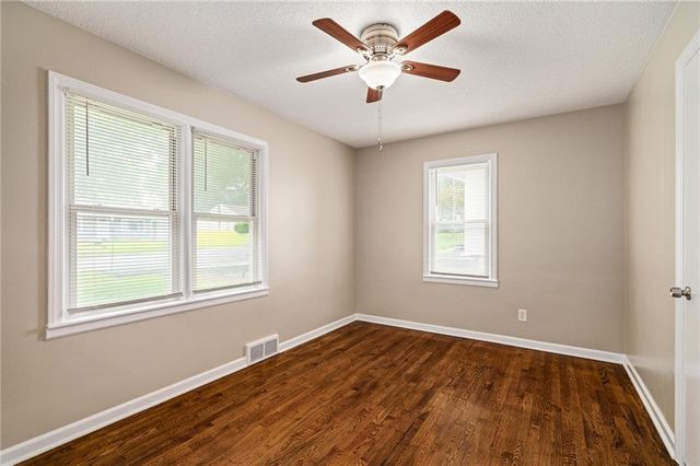 11102 W 69TH Terrace, Shawnee, KS 66203